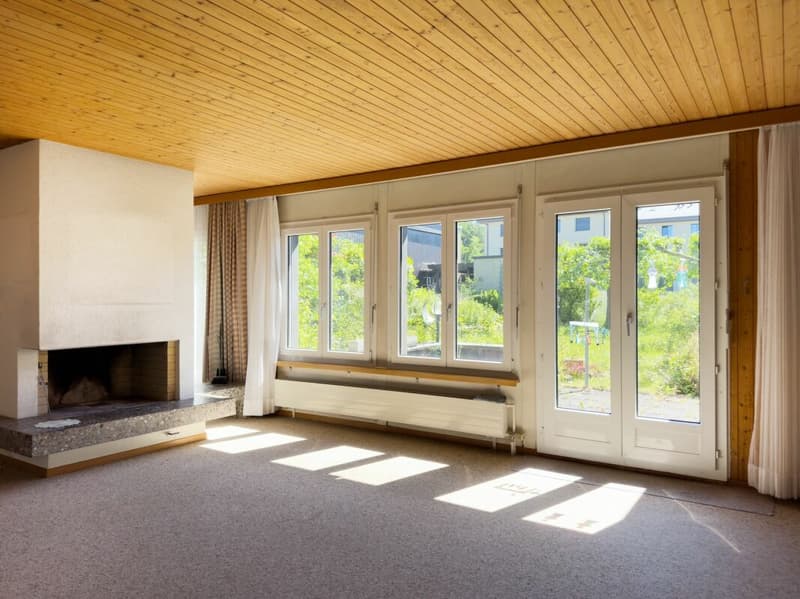 6.5-Zimmer-Einfamilienhaus im Bungalowstil mit grossem Garten und Einstellhallenplatz (5)
