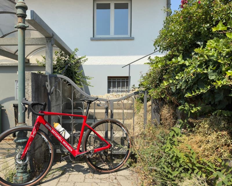 Freistehendes 6-Zimmer-Einfamilienhaus mit schöner Gartenanlage, Balkon, Garage und Vorplatz mit Parkplatzmöglichkeiten (30)
