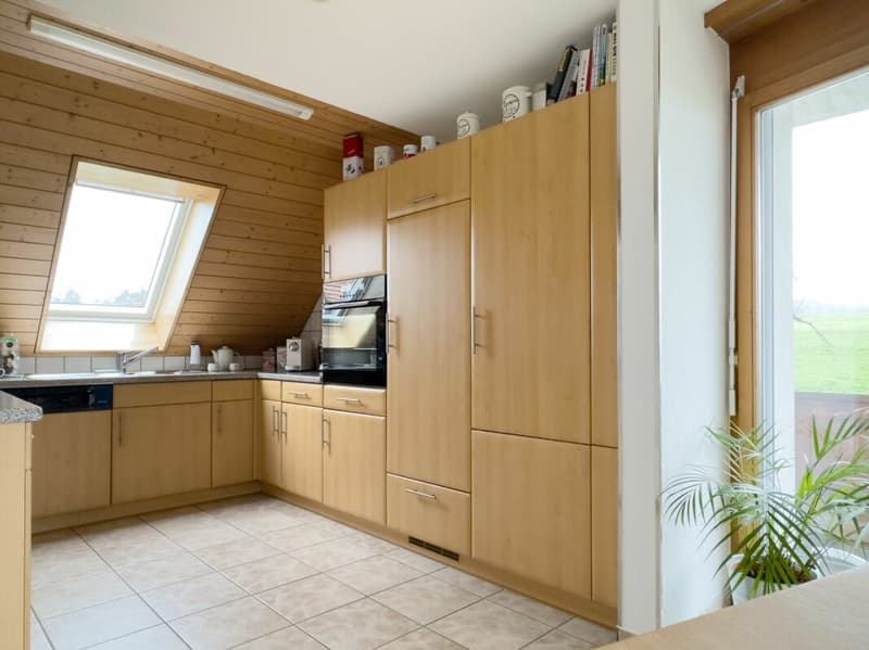 Grosszügige 3.5-Zimmerwohnung in ländlicher Umgebung mit Balkon und Gartenanteil (7)