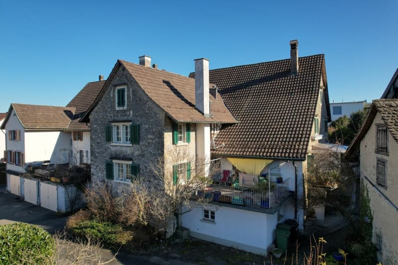 Casa residenziale storica con possibilità di sviluppo (4)