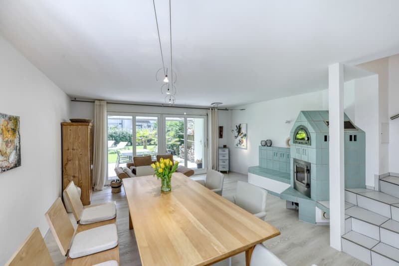 Maison mitoyenne de 5,5 pièces conviviale pour les familles avec environnement idyllique et potentiel d'extension (5)