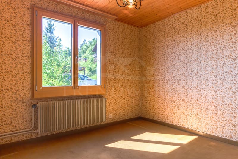 6.5-room single-family house with unobstructable view in Rüfenacht (2)