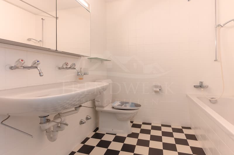 4.5-room apartment in Münchenbuchsee. Well thought out, bright and inviting. (8)