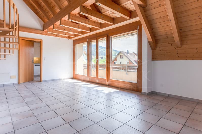 Helle 5.5-Zimmer-Maisonette-Wohnung mit Alpenblick in Freimettigen (4)