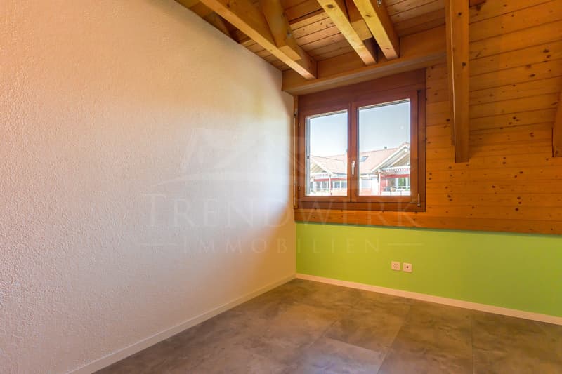 Helle 5.5-Zimmer-Maisonette-Wohnung mit Alpenblick in Freimettigen (11)