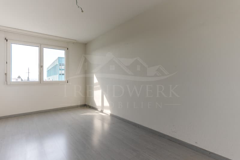 Zentrale 4½-Zimmer-Wohnung mit Eigentumsstandard in Kerzers (11)