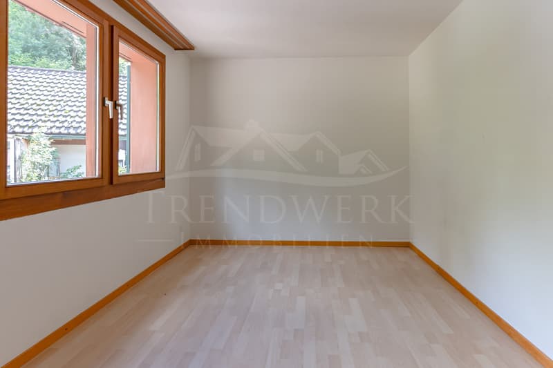 Naturnahes 8-Zimmer-Zweifamilienhaus im ruhigen Saland (5)