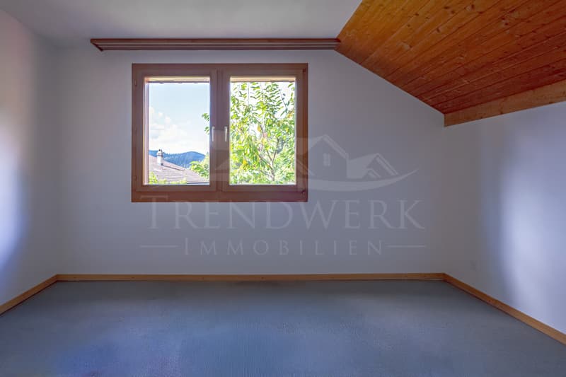Naturnahes 8-Zimmer-Zweifamilienhaus im ruhigen Saland (4)