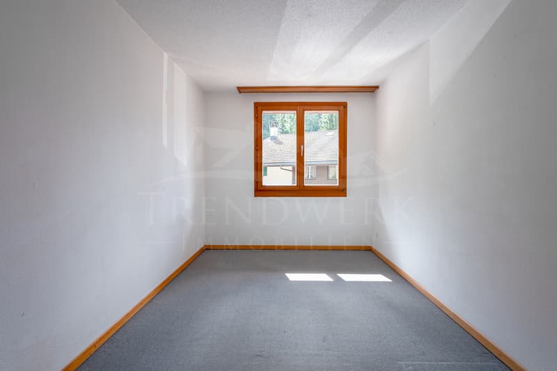 Naturnahes 8-Zimmer-Zweifamilienhaus im ruhigen Saland (3)