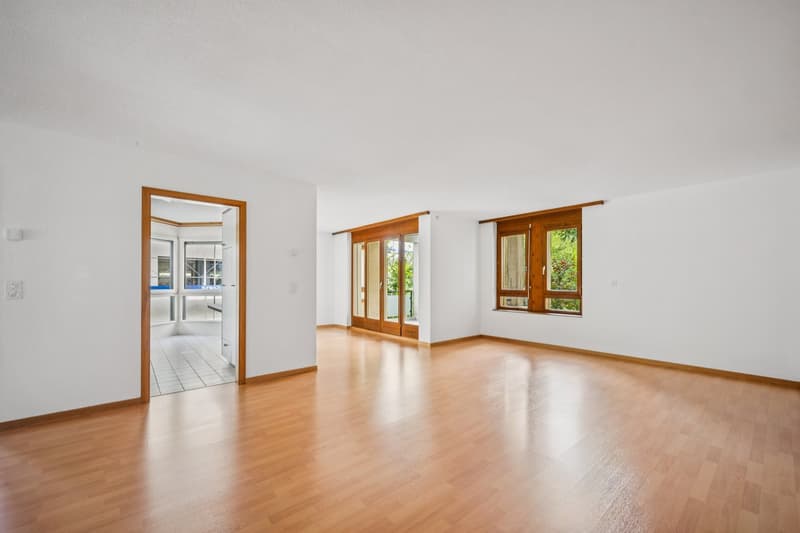 Bright 4.5-room apartment on the 1st floor in a central location in Meiringen (4)