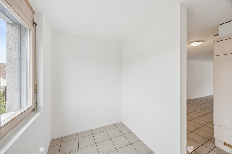 Frisch aufgefrischte 3.5-Zimmer-Wohnung im 3. Obergeschoss in Biel (3)