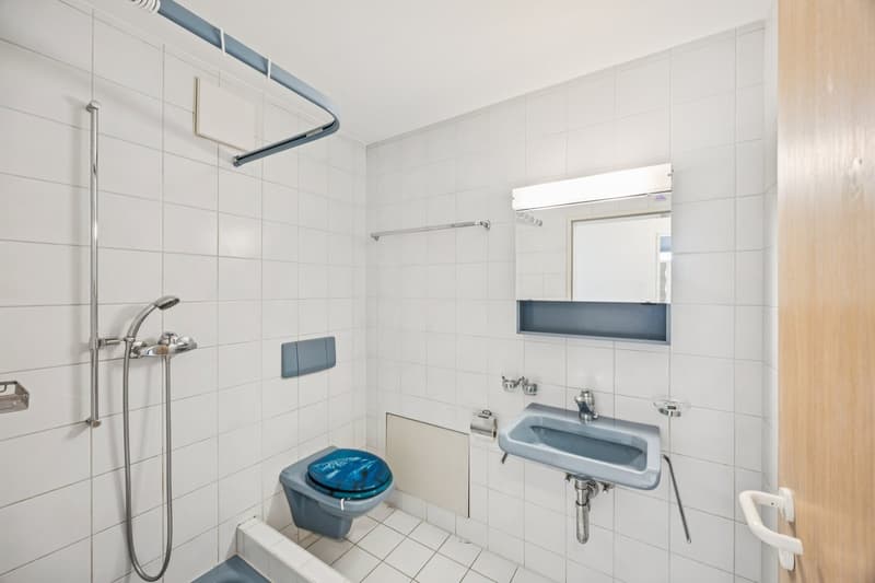 Appartement de 3,5 pièces fraîchement rénové au 3e étage à Biel (9)