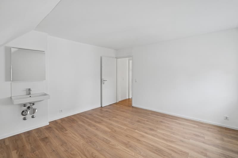 Wohnen auf höchstem Niveau  Traumhafte 4.5-Zimmer-Maisonette nach Totalsanierung (6)