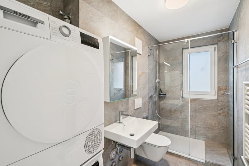 Wohnen auf höchstem Niveau  Traumhafte 4.5-Zimmer-Maisonette nach Totalsanierung (9)