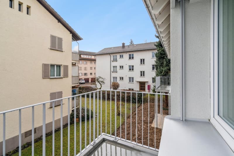 Arrive. Breathe. Be at home 4.5-room apartment with balcony after total renovation (10)