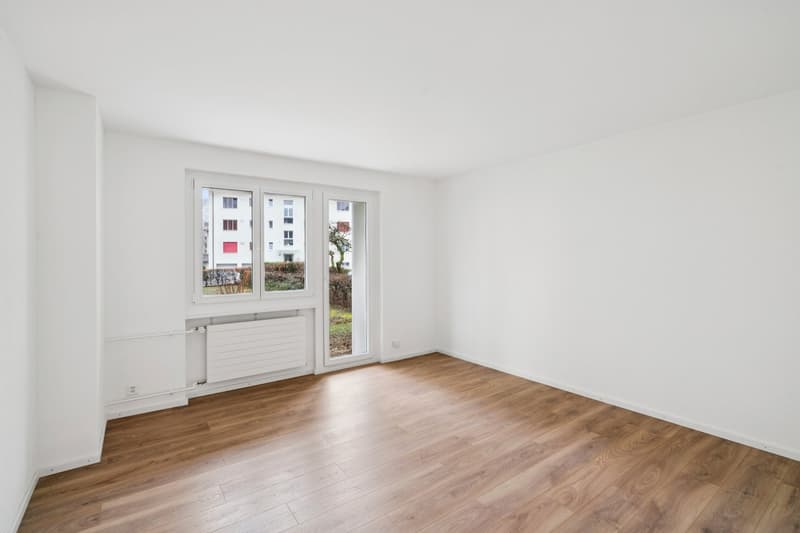 Charming 2.5-room apartment with garden seating area - Living in new quality (1)
