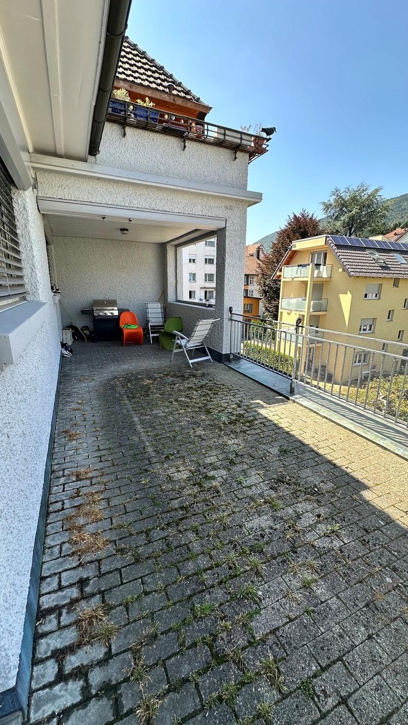 Helle 3½-Zimmer-Wohnung mit sehr grosser Balkonterrasse (6)