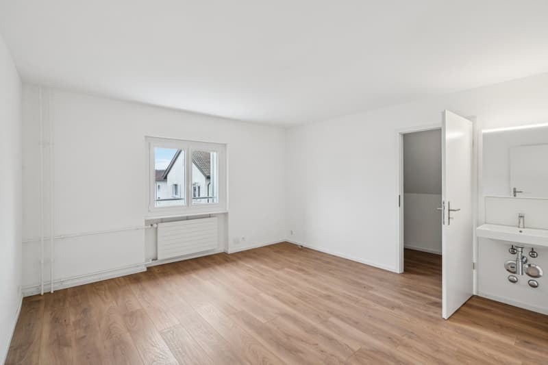 Wohnen auf höchstem Niveau Traumhafte 6.5-Zimmer-Maisonette nach Totalsanierung (1)