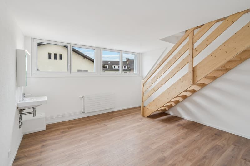 Wohnen auf höchstem Niveau Traumhafte 6.5-Zimmer-Maisonette nach Totalsanierung (7)