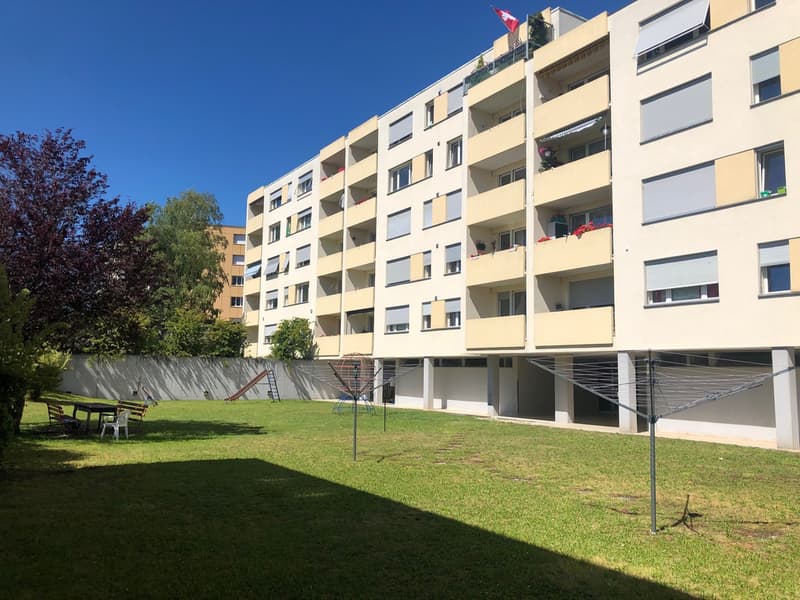 perriere_place_de_jeux.jpg