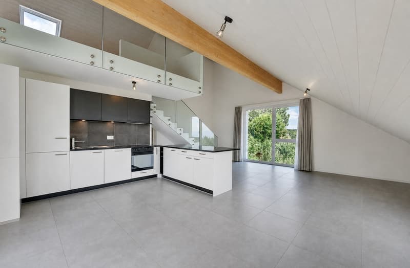 En exclusivité - Spacieux et lumineux duplex récent de 3.5 pièces avec vue partielle sur le lac (4)