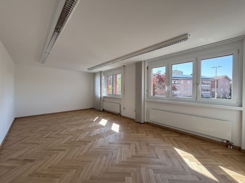 KI Büro 4