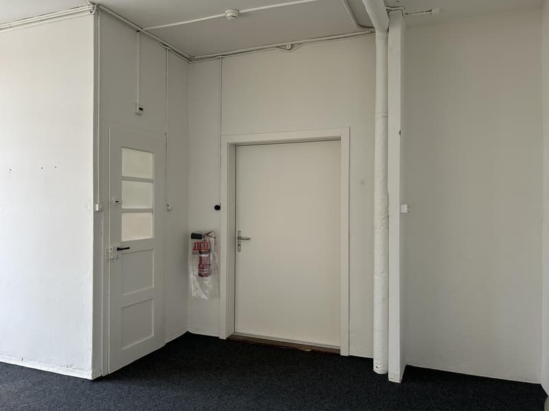 Eingang und Eingang zur Teeküche