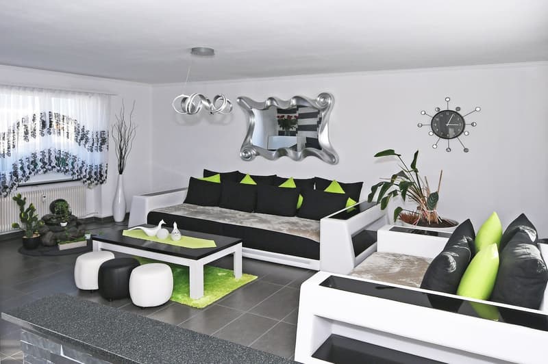 Spannende 4-Zi‘-Dachwohnung mit grosser Terrasse (2)