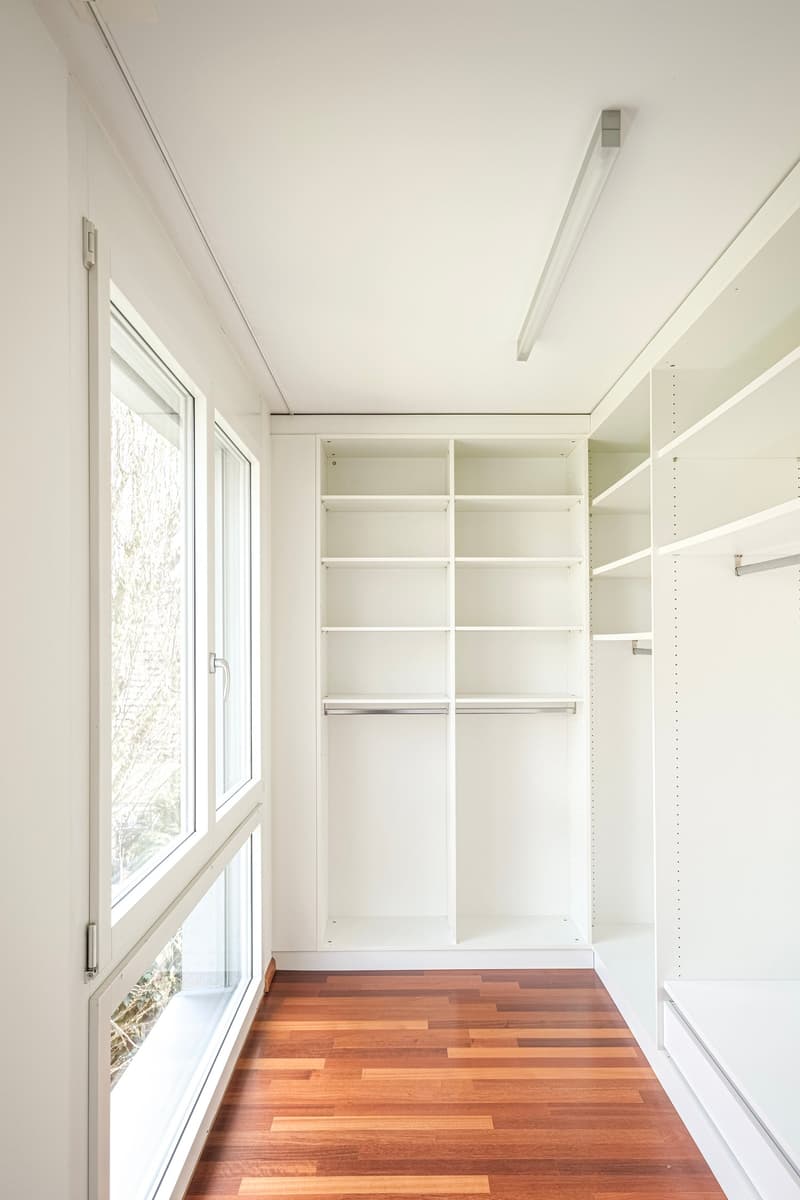Grosszügige 5.5-Zimmer-Dachwohnung mit Panoramablick in Biel-Benken (10)