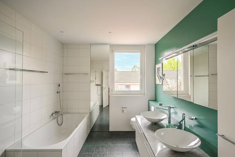 Grosszügige 5.5-Zimmer-Dachwohnung mit Panoramablick in Biel-Benken (11)