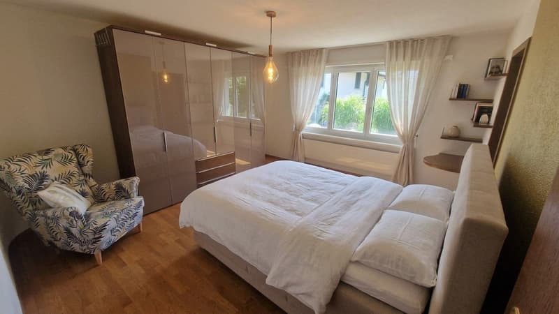 Charming 5.5-room semi-detached house in country house style with versatile usage possibilities (5)