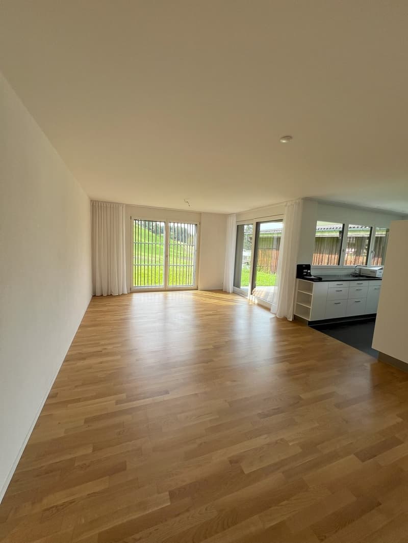 Appartement attractif et ultra-moderne de 3,5 pièces à louer à Bussnang (3)