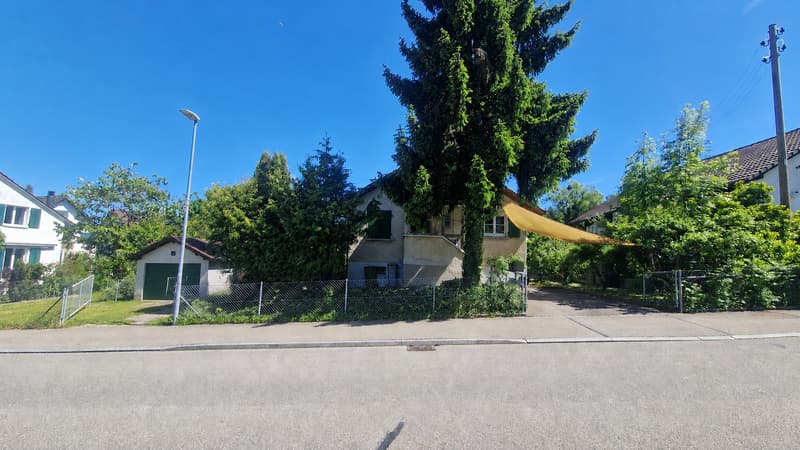 Attraktives Bauland in der Gemeinde Niederweningen zu verkaufen (1)