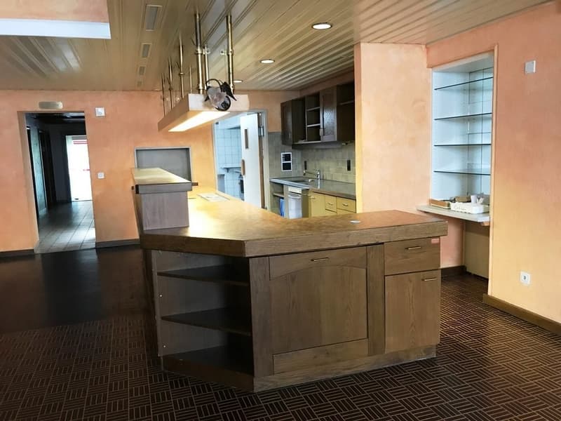 Bar im Erdgeschoss