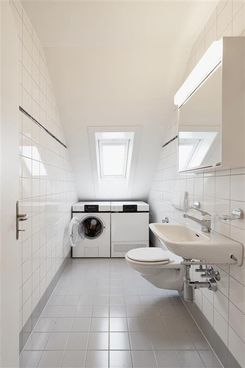 sep. WC mit Waschturm