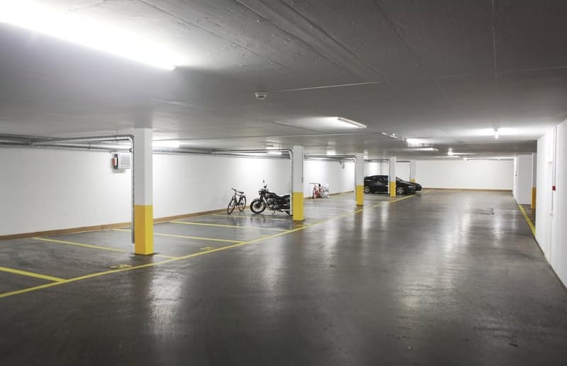 Einstellhalle