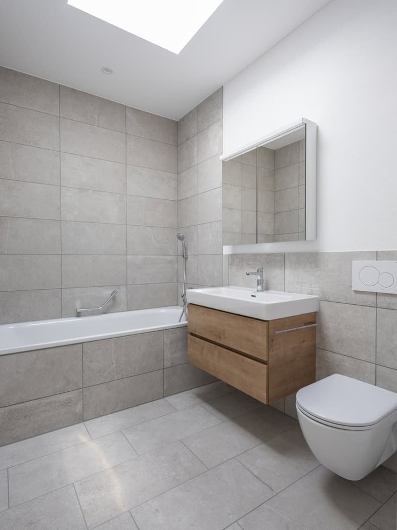 Badezimmer mit Badewanne