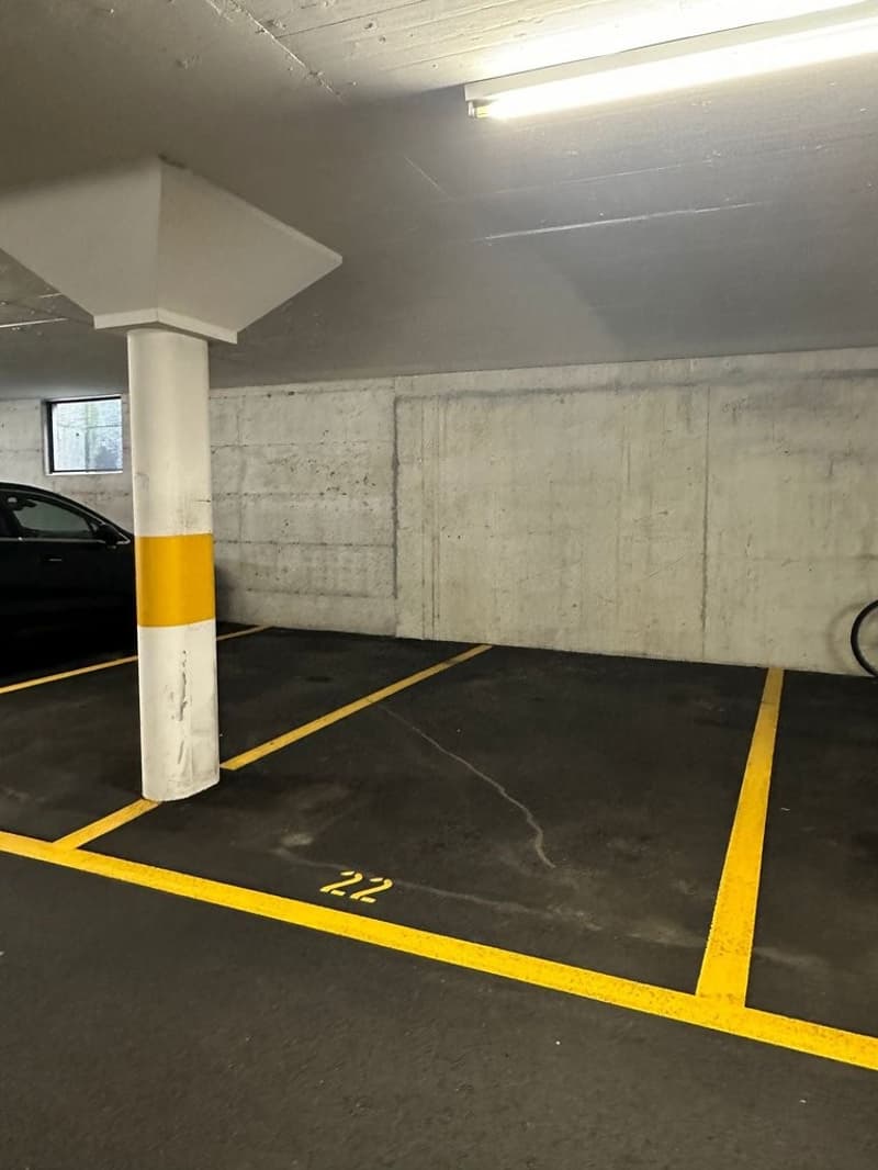 Parkplatz_Nr._22_2.jpeg