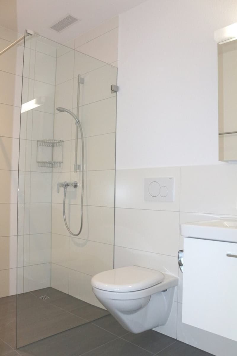 Separates Badezimmer