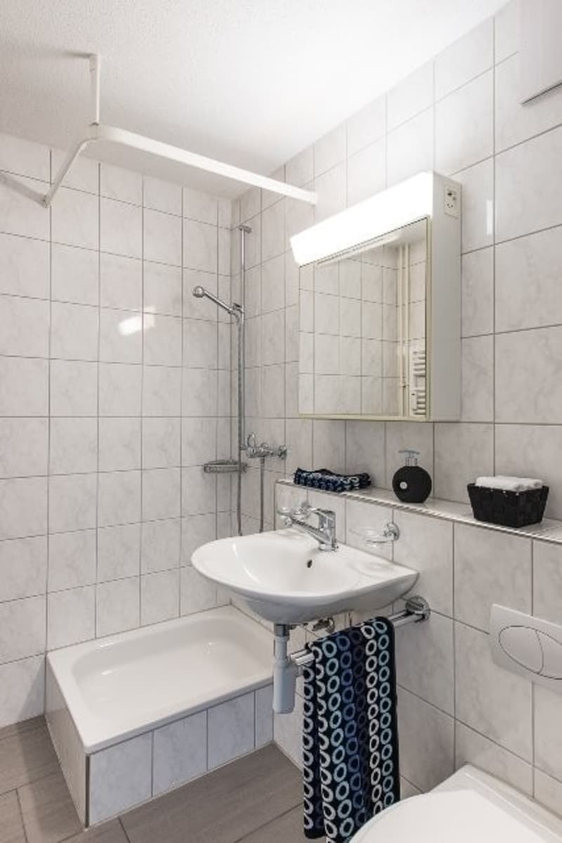 Separates Badezimmer