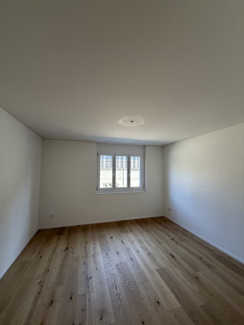 Charmante 3.5-Zimmer-Wohnung mit Gartensitzplatz in Oberbipp (3)