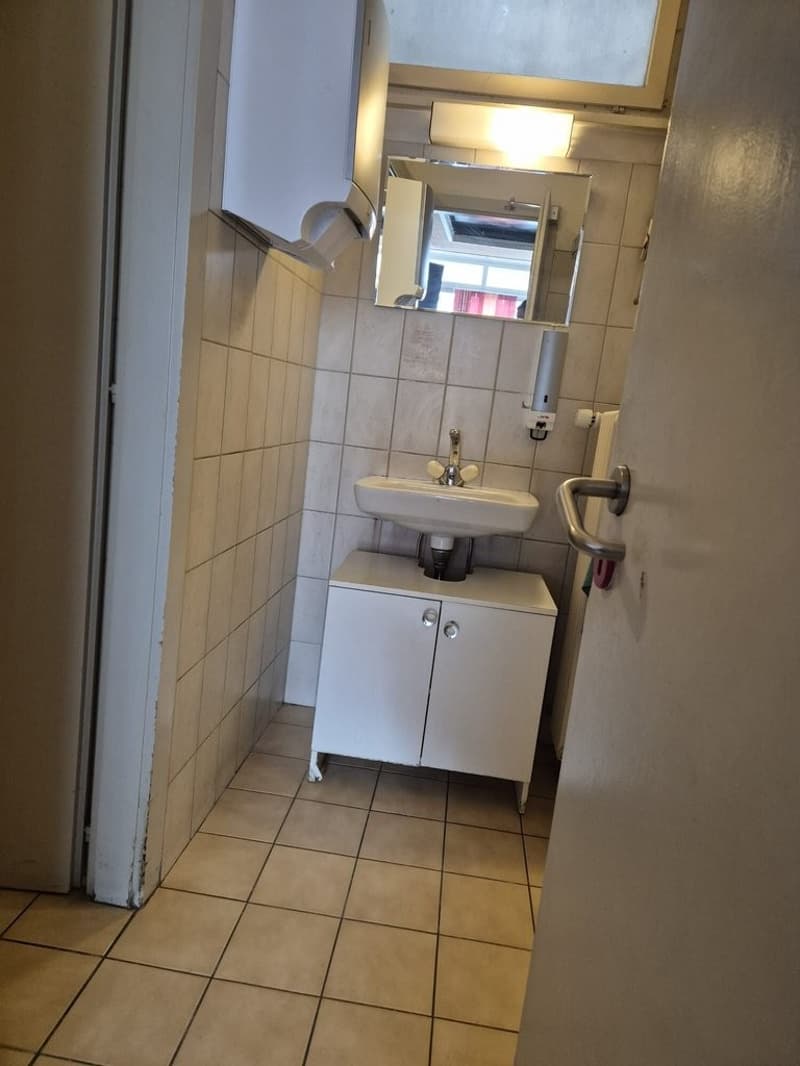WC.jpg