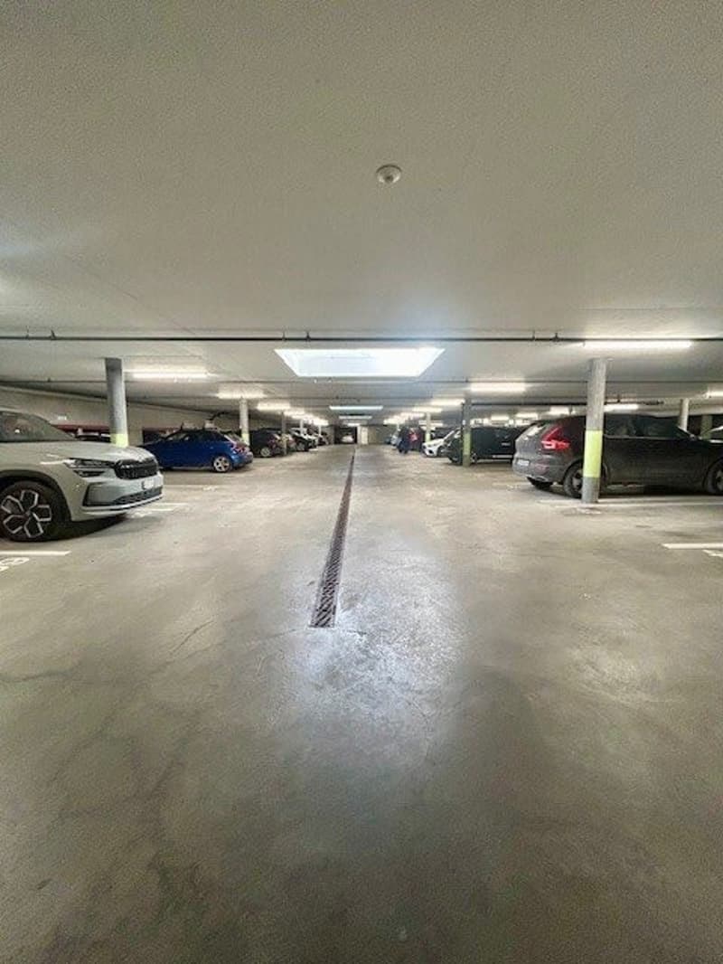 Parking.jpg