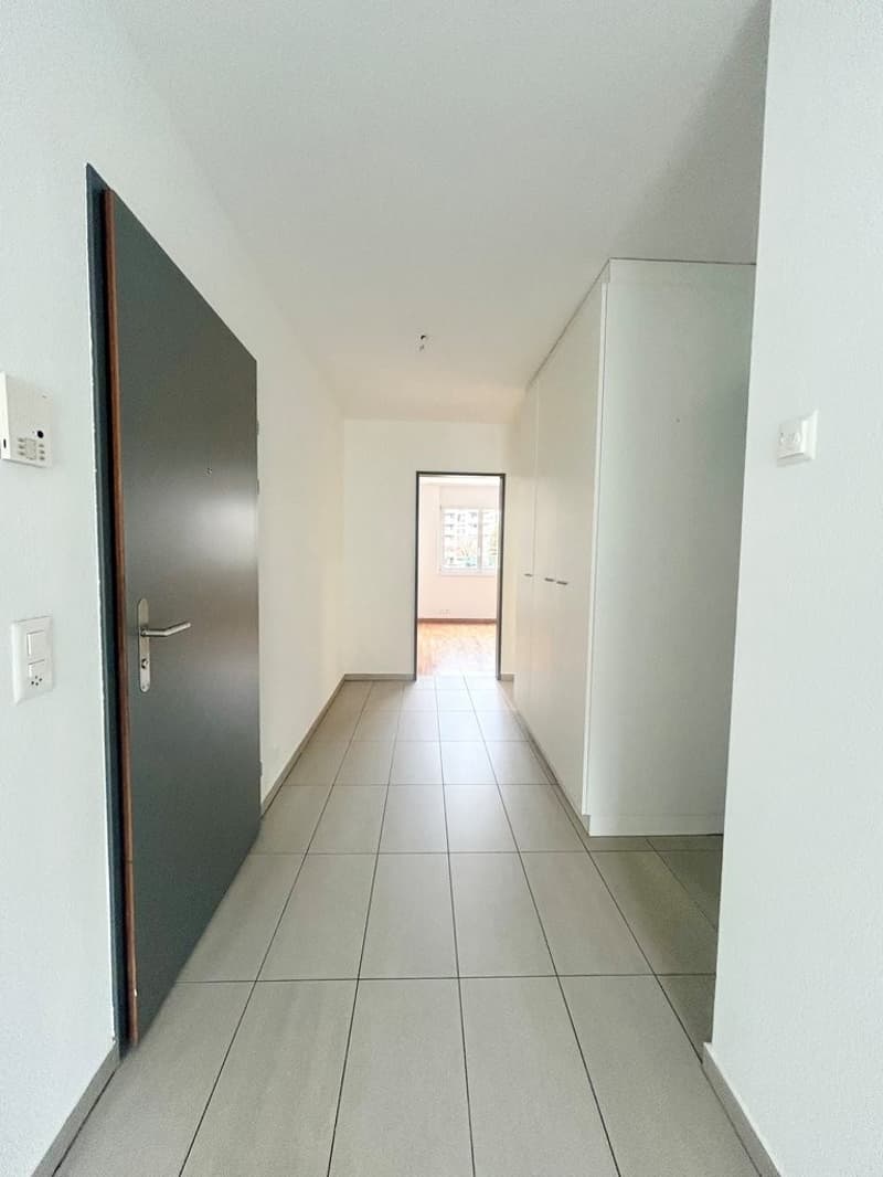 Hall.jpg