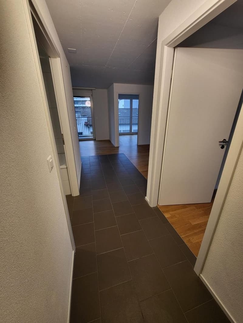 Hall.jpg