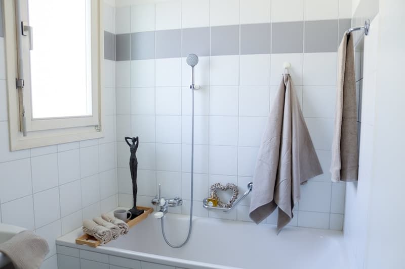 Bagno_con_vasca_2.jpg
