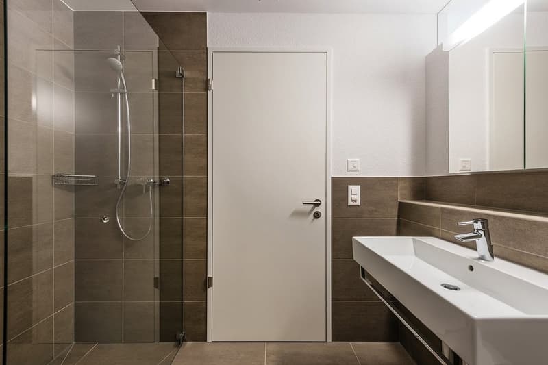separates WC
