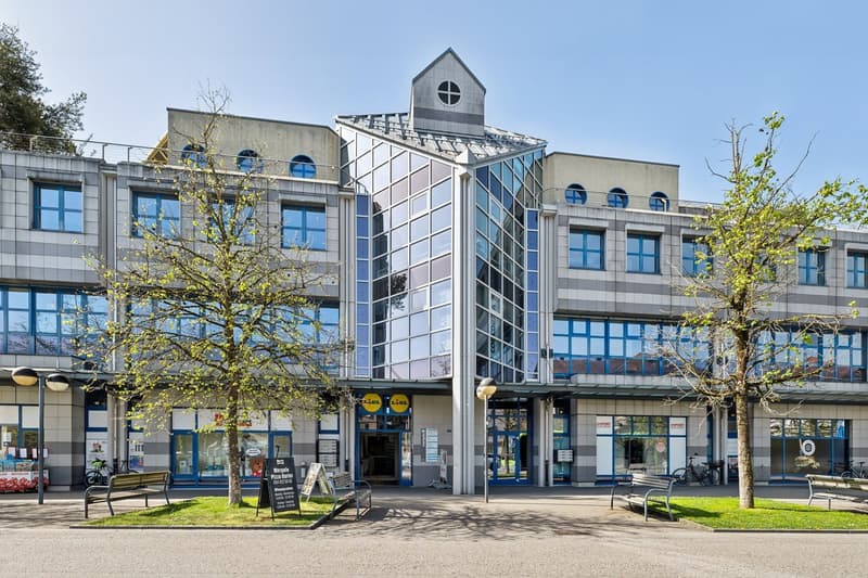 Exklusivangebot: Für nur CHF 150.00/m² im ersten Jahr!* (12)