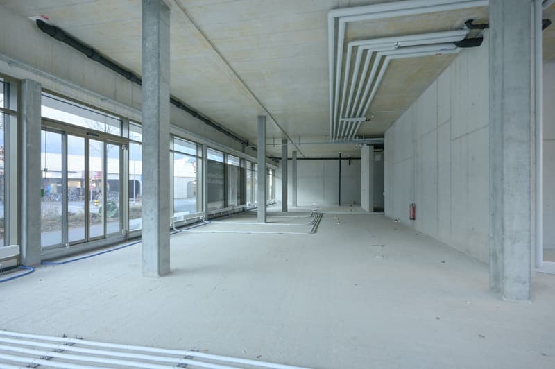 Spazio commerciale o ufficio alla stazione di Altdorf... (4)