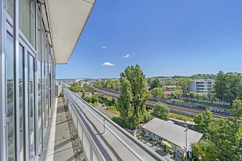 Spazio ufficio esclusivo con terrazza panoramica - La tua vista sul successo! (1)